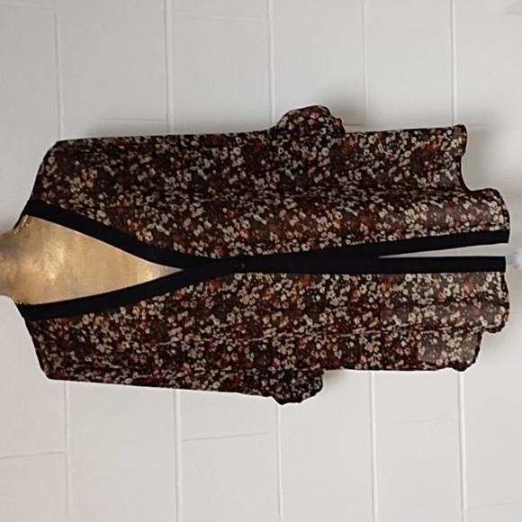 Sag Harbor Flowy Floral Print,1 Button Sheer Cardigan Jacket, Roll Tab Sleeves - Picture 10 of 10